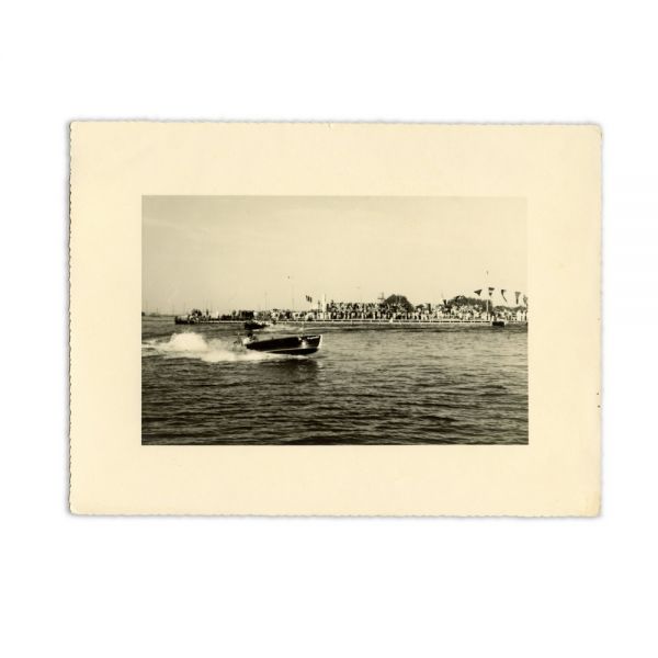 12 fotografii din timpul Zilei Marinei