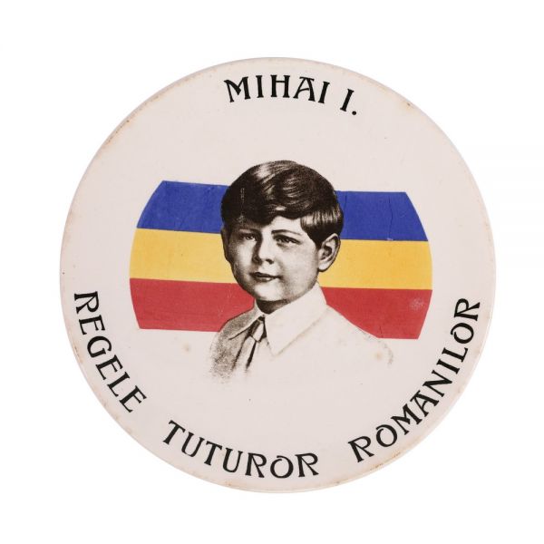 Trei farfurii din porțelan regele Ferdinand I, regina Maria și regele Mihai I, fabrica Sarreguemines 