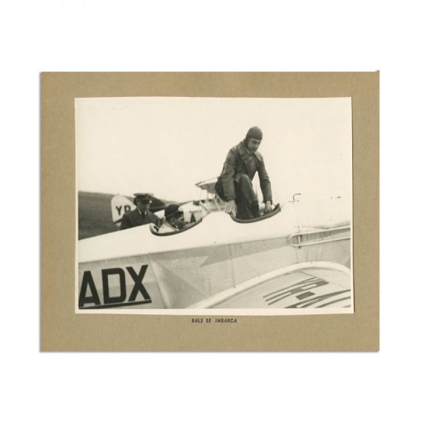 Album fotografic, Cupa Ziarului „Tempo”, 1936, cu semnăturile aviatorilor – Bâzu Cantacuzino