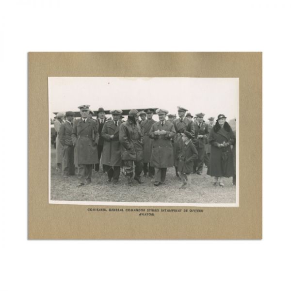 Album fotografic, Cupa Ziarului „Tempo”, 1936, cu semnăturile aviatorilor – Bâzu Cantacuzino