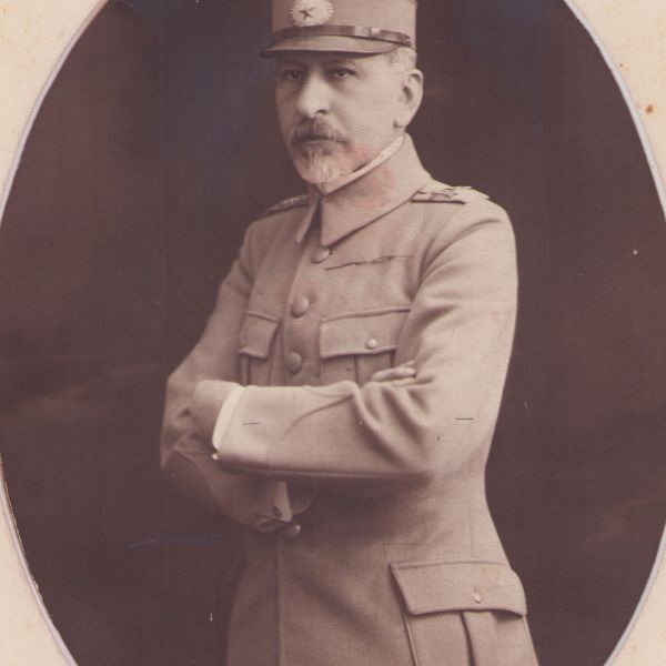 Generalul Constantin Prezan, fotografie de mari dimensiuni cu dedicație pentru gen. dr. Nicolae Vicol