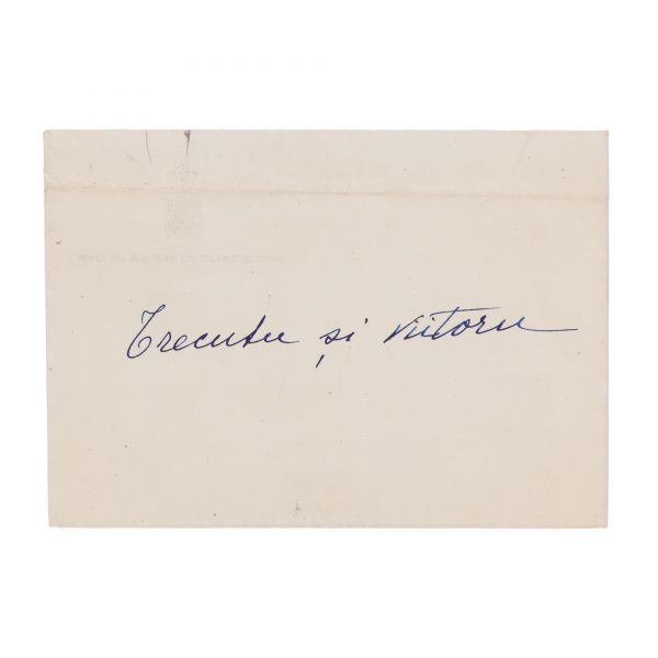 Regina Maria și principele Mihai, fotografie tip carte poștală, 1927, cu semnătura suveranei 