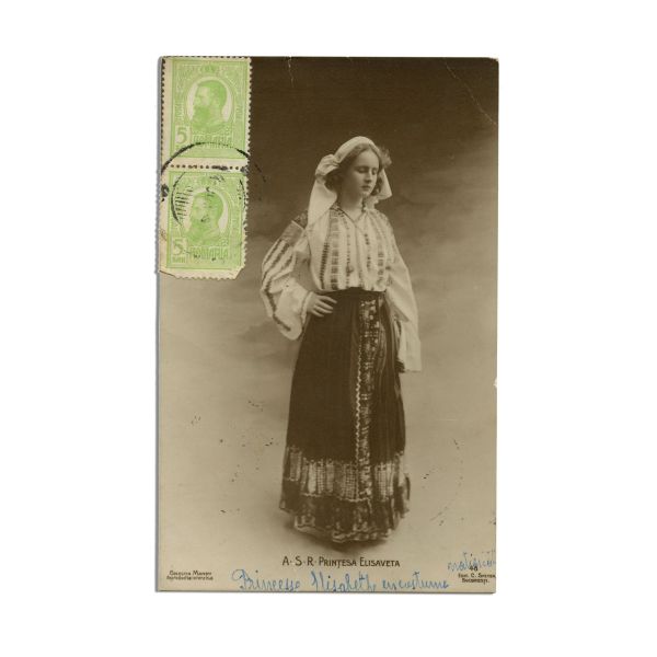 Membrii familiei princiare române, 10 fotografii tip carte poștală