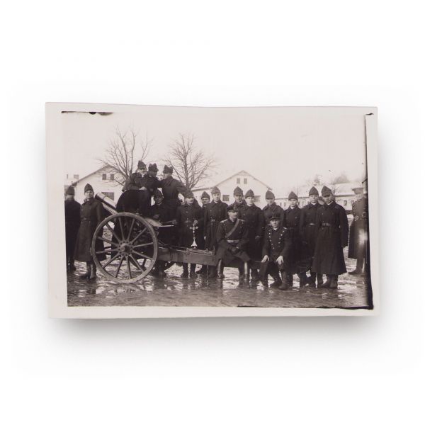 Regimentul 12 artilerie de la Sadagura, opt fotografii de epocă, cca. 1933