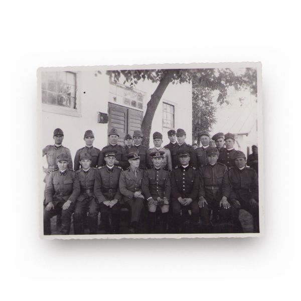 Regimentul 12 artilerie de la Sadagura, opt fotografii de epocă, cca. 1933