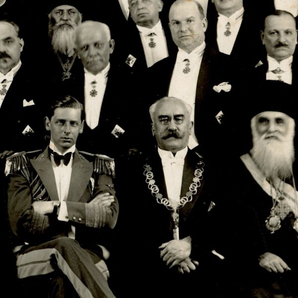 Membrii Ordinului „Ferdinand I”, fotografie cu semnătura atelierului fotografic Julietta, 1934