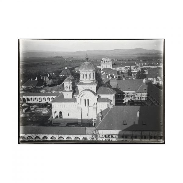 Construcția Catedralei Încoronării de la Alba Iulia, 35 de clișee realizate de arh. Victor Ștefănescu