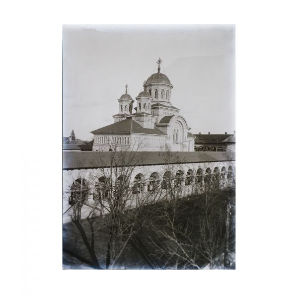Construcția Catedralei Încoronării de la Alba Iulia, 35 de clișee realizate de arh. Victor Ștefănescu