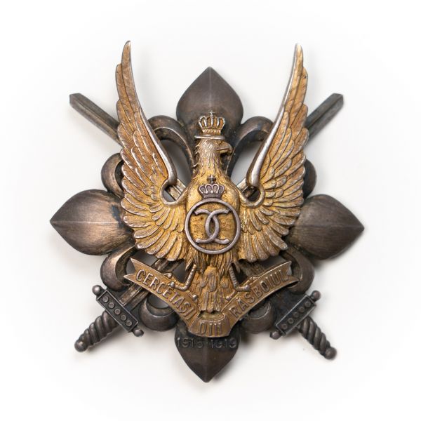 Insigna de Război a Cercetașilor, model Carol al II-lea, 1935