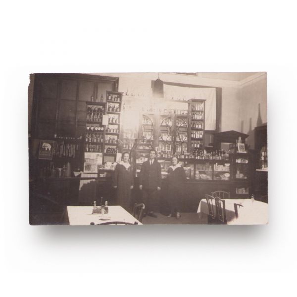 Restaurante și terase, trei fotografii tip carte poștală