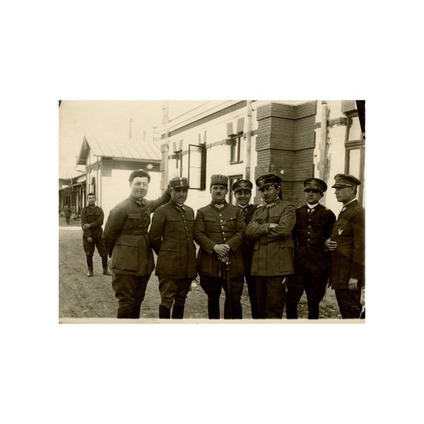 Delegația română în Polonia, 7 fotografii de epocă, ce provin din arhiva comandorului aviatic Constantin Tănăsescu, cca. 1930