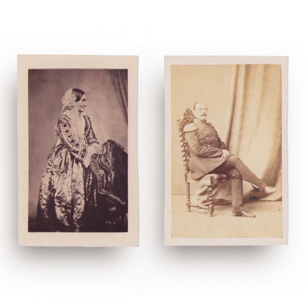 Părinții regelui Carol I al României, două fotografii tip carte-de-visite