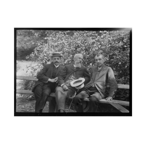 Gheorghe Stephănescu la moșia de la Arefu, 45 clișee fotografice realizate de arh. Victor Ștefănescu