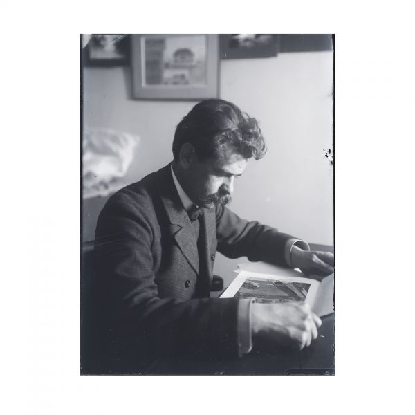 Frederic și Cecilia Cuțescu Storck, 6 clișee fotografice realizate de arh. Victor Ștefănescu