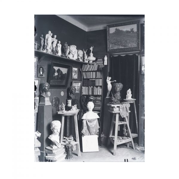 Frederic și Cecilia Cuțescu Storck, 6 clișee fotografice realizate de arh. Victor Ștefănescu