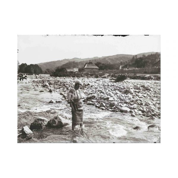 Portrete de țărani români, 30 de clișee fotografice realizate de arh. Victor Ștefănescu