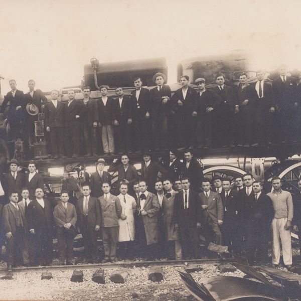Atelierele C.F.R. Grivița, fotografie de epocă, 1932