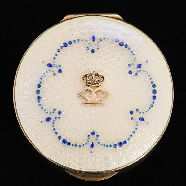 Cutie din argint aurit, cu monograma reginei Maria, atelier Louis Kuppenheim 