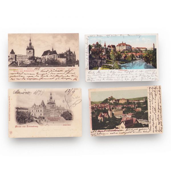 Colecție de 291 de fotografii tip carte poștală cu cetatea medievală Sighișoara