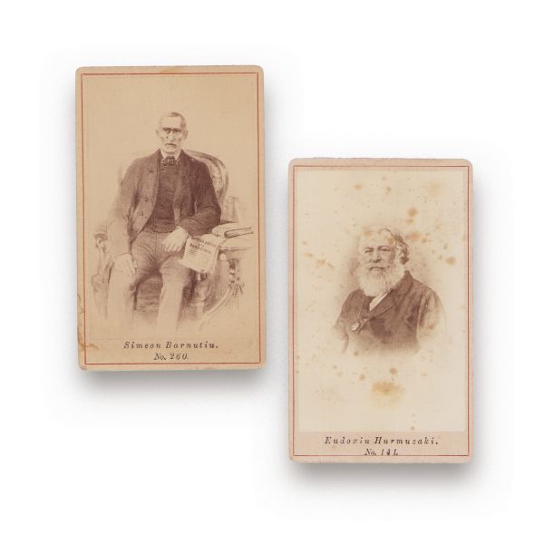 Simion Bărnuțiu și Eudoxiu Hurmuzachi, două fotografii format carte-de-vizite, atelier Frații Șaraga