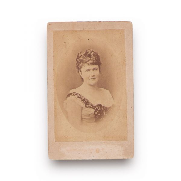Regele Carol I și regina Elisabeta, două fotografii tip carte-de-visite