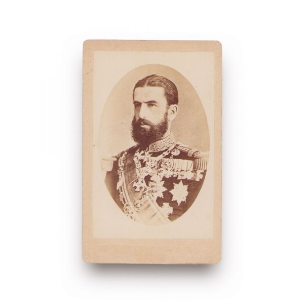 Regele Carol I și regina Elisabeta, două fotografii tip carte-de-visite