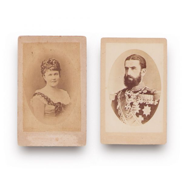 Regele Carol I și regina Elisabeta, două fotografii tip carte-de-visite