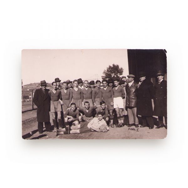 Echipa de fotbal Universitatea Cluj, două fotografii tip carte poștală, 1937