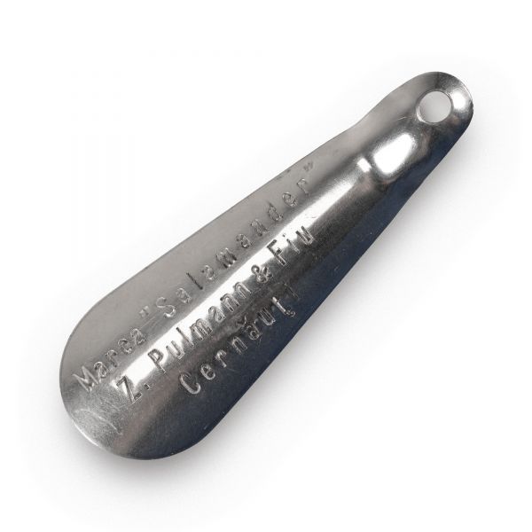 Încălțător metalic marca „Salamander”, Cernăuți