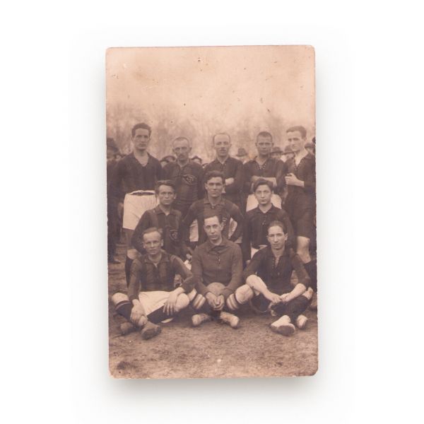 Jucătorii echipei „Triumph”, carte poștală fotografică, 1922
