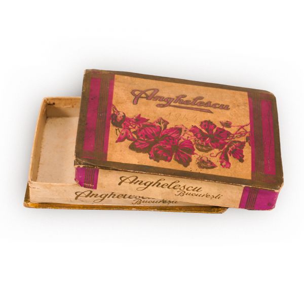 Bomboneria Anghelescu, cutie de bomboane 