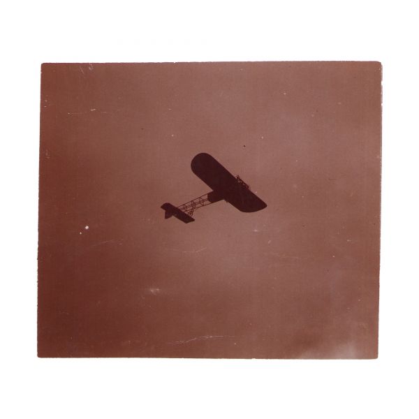Zborul lui Louis Bleriot deasupra Bucureștiului, cinci fotografii de epocă realizate de I. D. Ghica, 1909