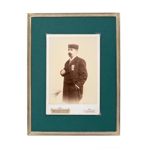 Matei Eminescu, fotografie de cabinet, atelier S. P. Kicomban, 1903
