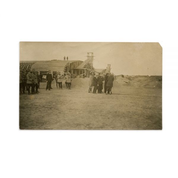 Regele Ferdinand și Regina Maria la un miting aviatic, 10 fotografii