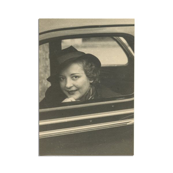 Automobile de epocă, 100 de fotografii
