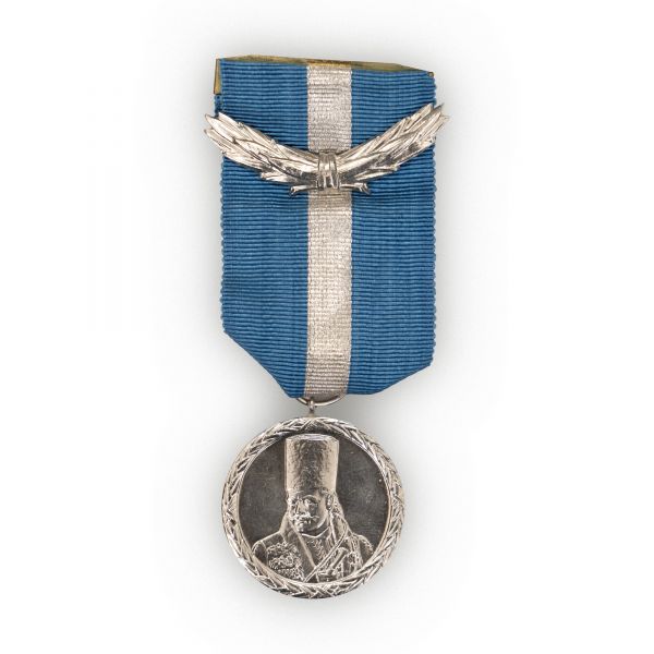 Ordinul „Tudor Vladimirescu”, clasele I, II, III, IV, V + medalia „Tudor Vladimirescu” clasa I