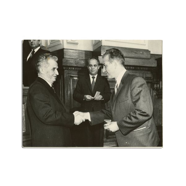 Vizita de lucru a lui Nicolae Ceaușescu, album fotografic + 49 de fotografii - vizita lui Nicolae Ceaușescu la Moscova