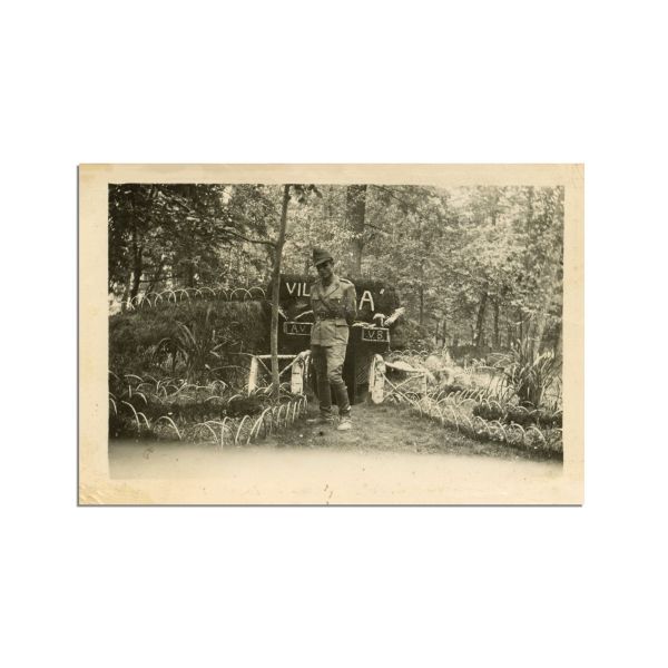 Soldați români pe front, album cu 147 de fotografii