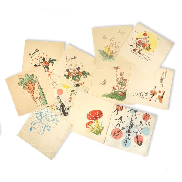 Colecție de 12 șervețele cu ilustrații aniversare din perioada comunistă  