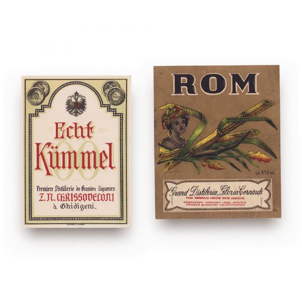 Rom Gloria, cognac Forteresse, curacao Mercur, kummel Z. N. Chrissoveloni, patru etichete 