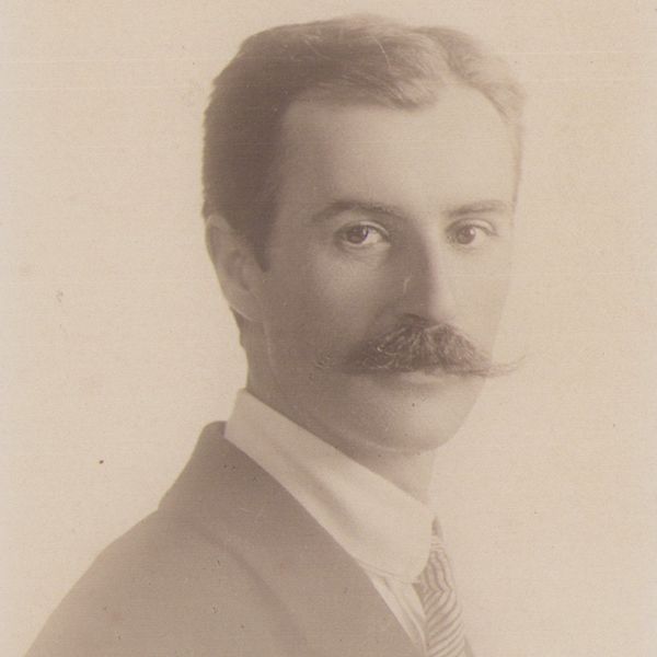 Nicolae Vasile și Marcela Cantacuzino, părinții lui G. M. Cantacuzino, două fotografii de epocă, cca. 1912  