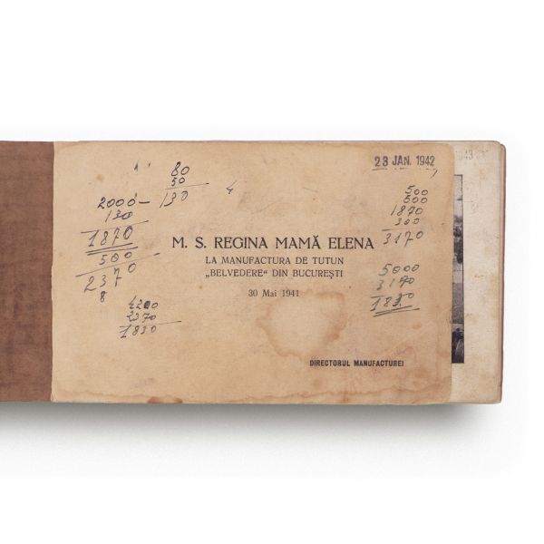 M. S. Regina Mamă Elena la manufactura de tutun „Belvedere”, album, 1941 