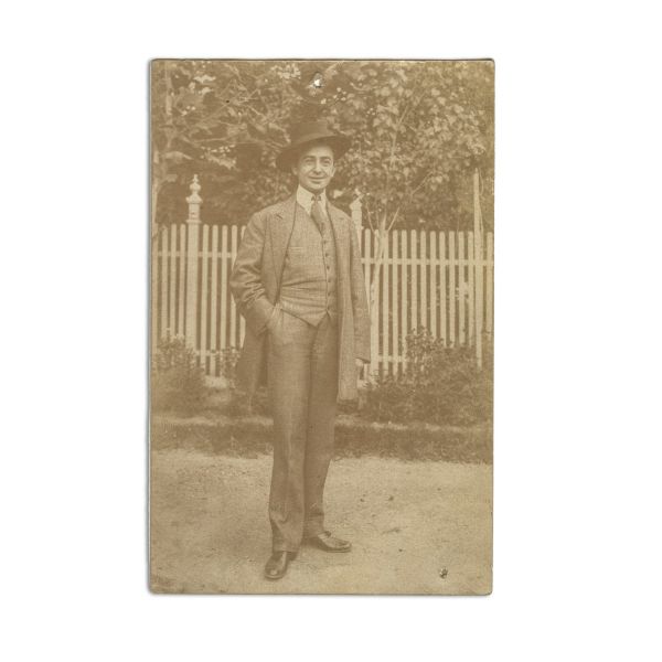 Actorul Grigore Petrovicescu, fotografie cu dedicație pentru Gheorghe Stephănescu, 1910