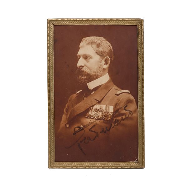 Regele Ferdinand I, fotografie tip carte poștală, cu semnătură olografă, atelier F. Mandy, cca. 1914