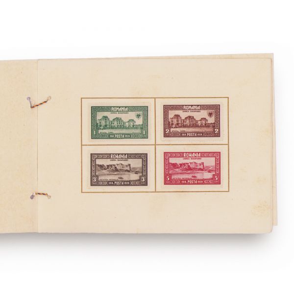 Mărci poștale jubiliare - Unirea Basarabiei, Ardealului, Banatului și Bucovinei, două carnete filatelice, 1918-1928
