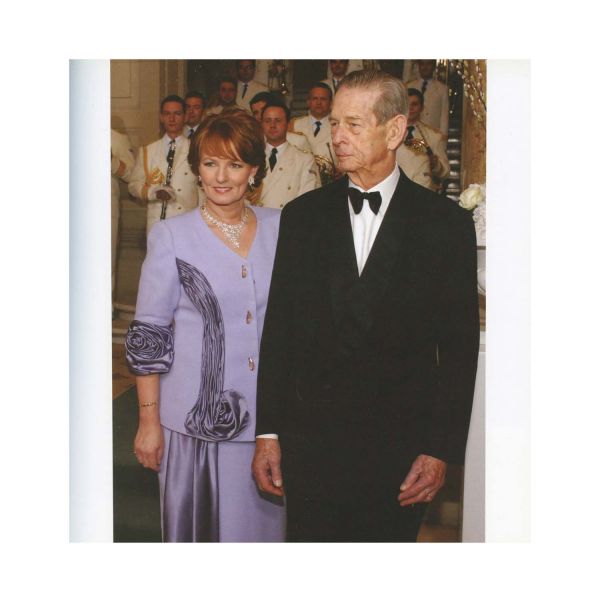 Principesa Margareta a României, Carte regală de bucate, 2010, cu semnătură olografă