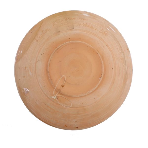 Două farfurii din ceramică de Horezu, semnate Victor Vicșoreanu, 1986