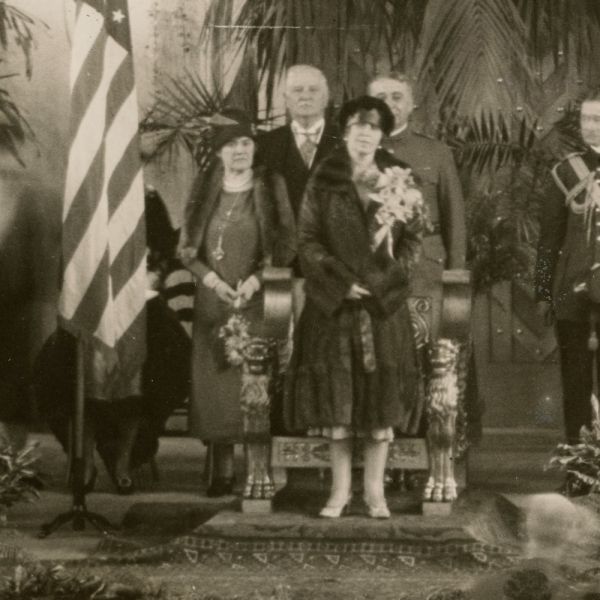 Regina Maria a României în turneul din America, fotografie de presă, 1926