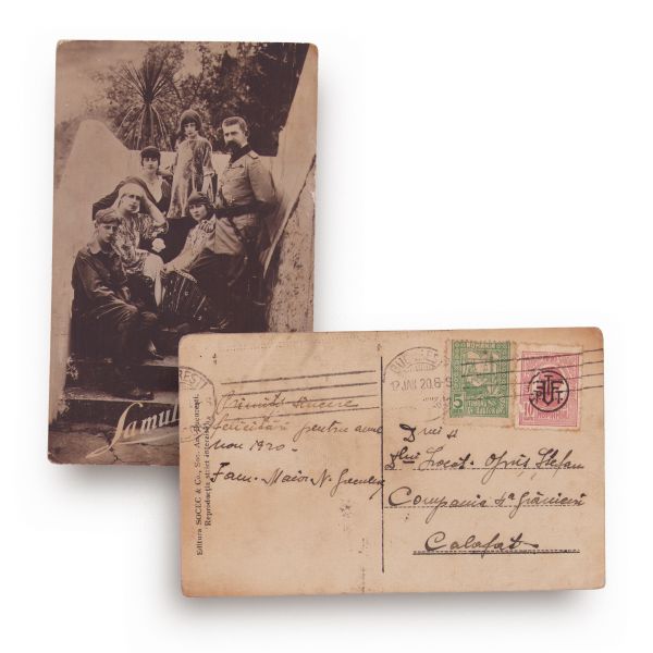 Colecție de 4 fotografii tip carte poștală cu mesaje de Anul Nou, înfățișând familia regală a României, 1920-1921