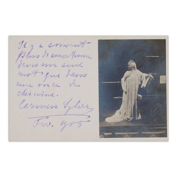 Regina Elisabeta, fotografie cu un aforism olograf în limba franceză, atelier Mandy, 1908